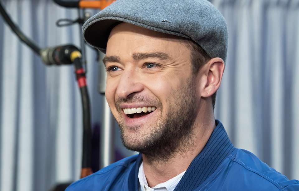 Justin Timberlake se aventura na country music “Say Something”. Escute!